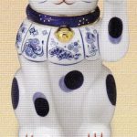 染錦福尽し招き猫（左手上げ・8号）